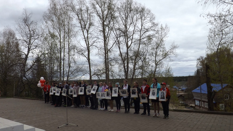 19 мая в пгт. Нагорск состоялась торжественная линейка, посвященная 100-летию Всесоюзной пионерской организации им. В.И. Ленина.