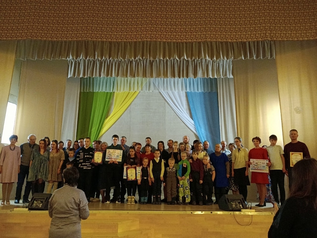 9 февраля в зале Администрации состоялся районный фестиваль "Семья - счастливое созвездие" посвященный открытию года семьи.
